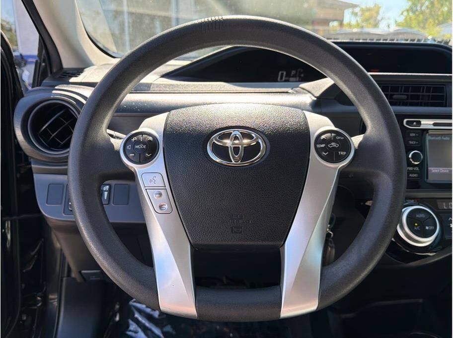 Used 2015 Toyota Prius C One FWD image 8
