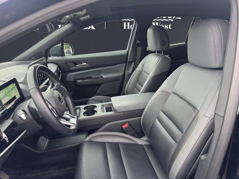 Used 2025 Honda Prologue Touring image 9