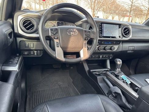 Used 2023 Toyota Tacoma Limited image 17