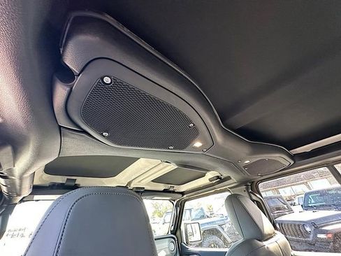 New 2026 Jeep Gladiator Mojave image 18