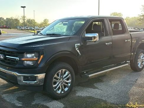 New 2026 Ford F150 XLT w/ Equipment Group 302A MID AWD/4WD image 3