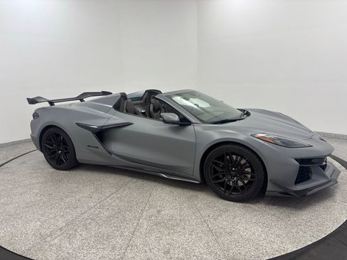 Used 2024 Chevrolet Corvette Z06 w/ Stealth Interior Trim Package image 18