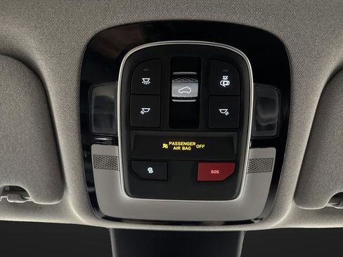 Used 2023 Hyundai Santa Fe Limited w/ Cargo Package image 28