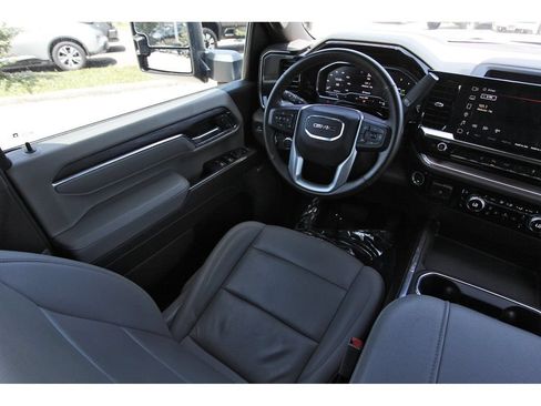 Used 2024 GMC Sierra 2500 SLT w/ Texas SLT Premium Package AWD/4WD image 8