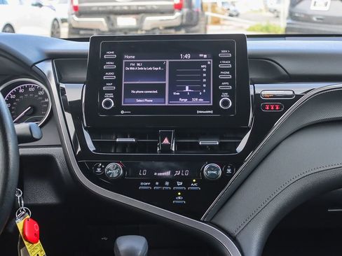 Used 2023 Toyota Camry LE image 17