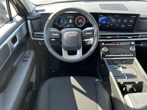 New 2026 Hyundai Santa Fe SE image 4