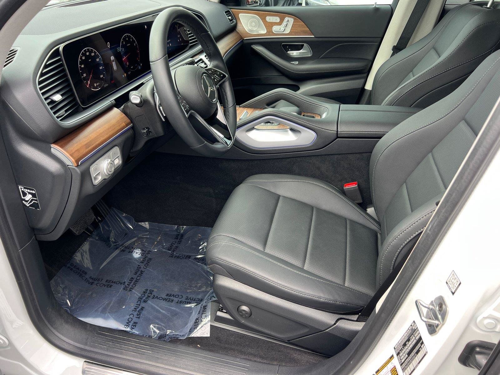 Used 2025 Mercedes-Benz GLE 350 4MATIC image 9