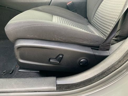 Used 2023 Dodge Charger SXT image 38