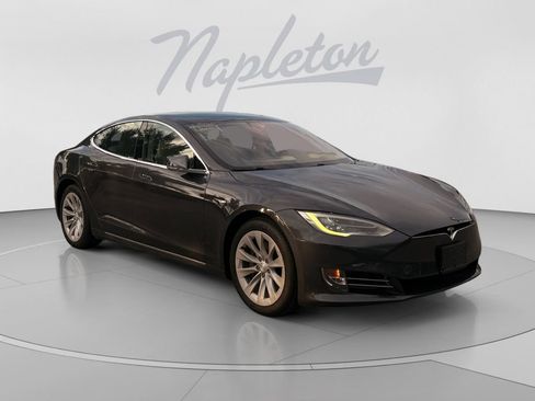 Used 2018 Tesla Model S AWD image 8