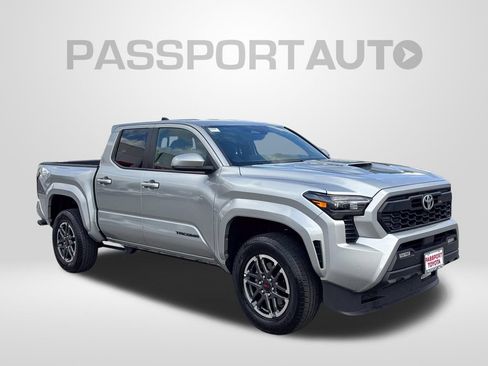 Certified 2024 Toyota Tacoma TRD Sport w/ TRD Sport Upgrade Package AWD/4WD image 18