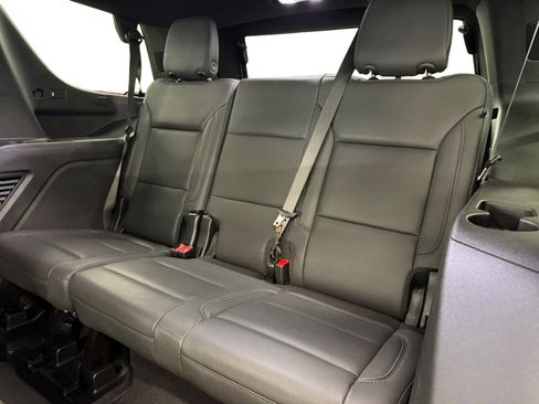 Used 2025 Chevrolet Tahoe LT image 11