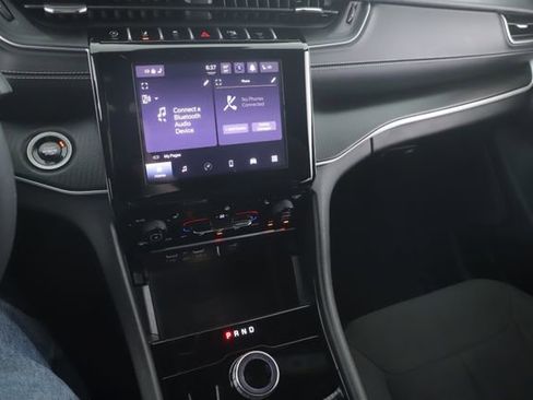 Used 2024 Jeep Grand Cherokee L Laredo w/ Luxury Tech Group I image 25