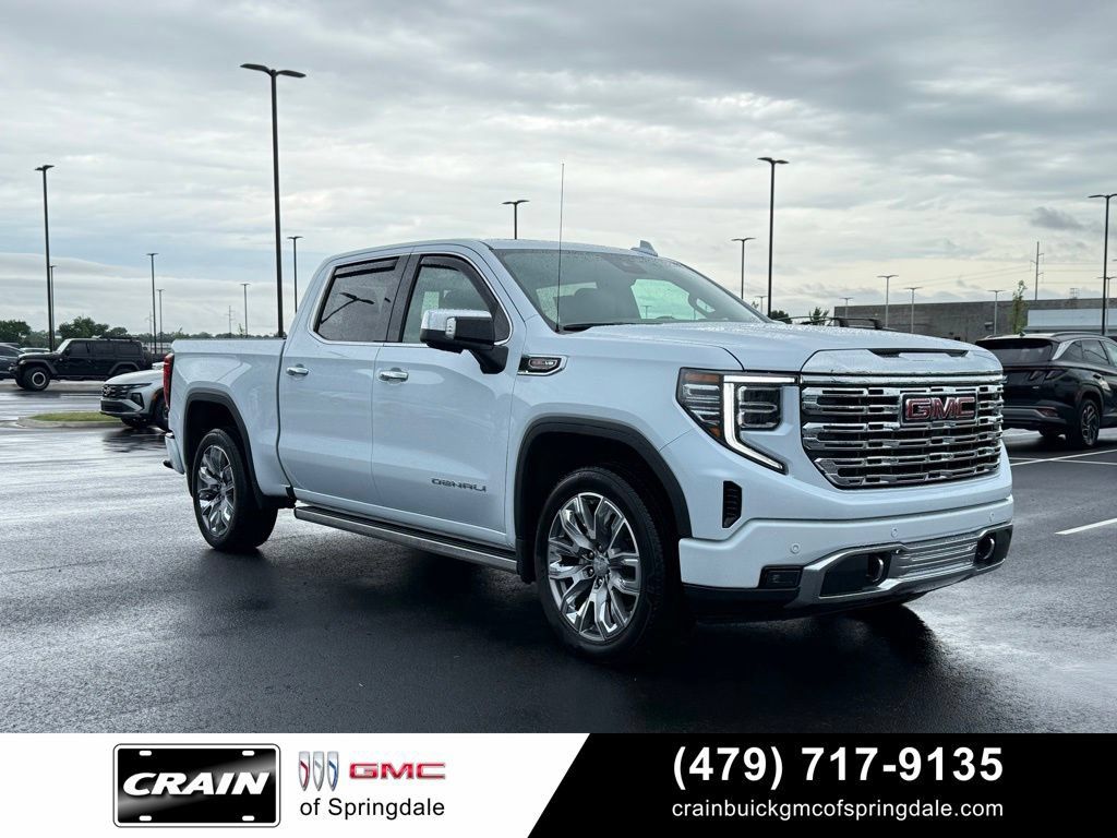 Used 2026 GMC Sierra 1500 Denali AWD/4WD image 3