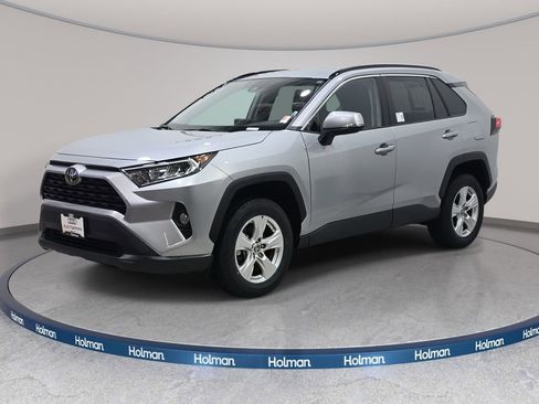 Used 2021 Toyota RAV4 XLE w/ Carpet Mat Package (TMS) image 1
