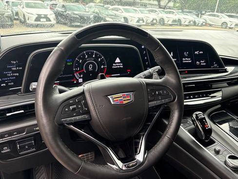 Used 2024 Cadillac Escalade ESV V w/ LPO, ONYX Package AWD/4WD image 14