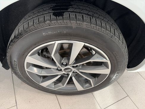 Used 2021 Audi Q5 Premium Plus image 18