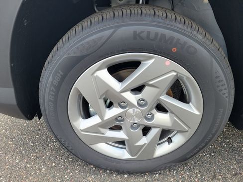 New 2026 Hyundai Kona SE image 11