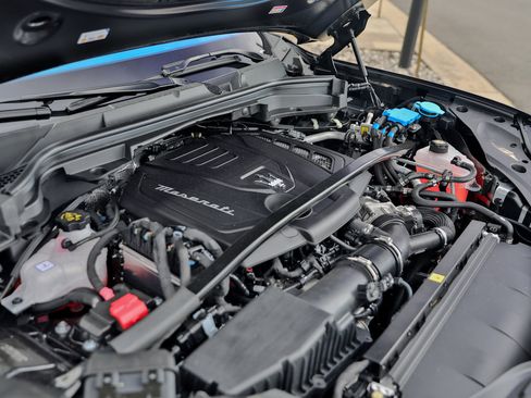 New 2024 Maserati Grecale GT image 63