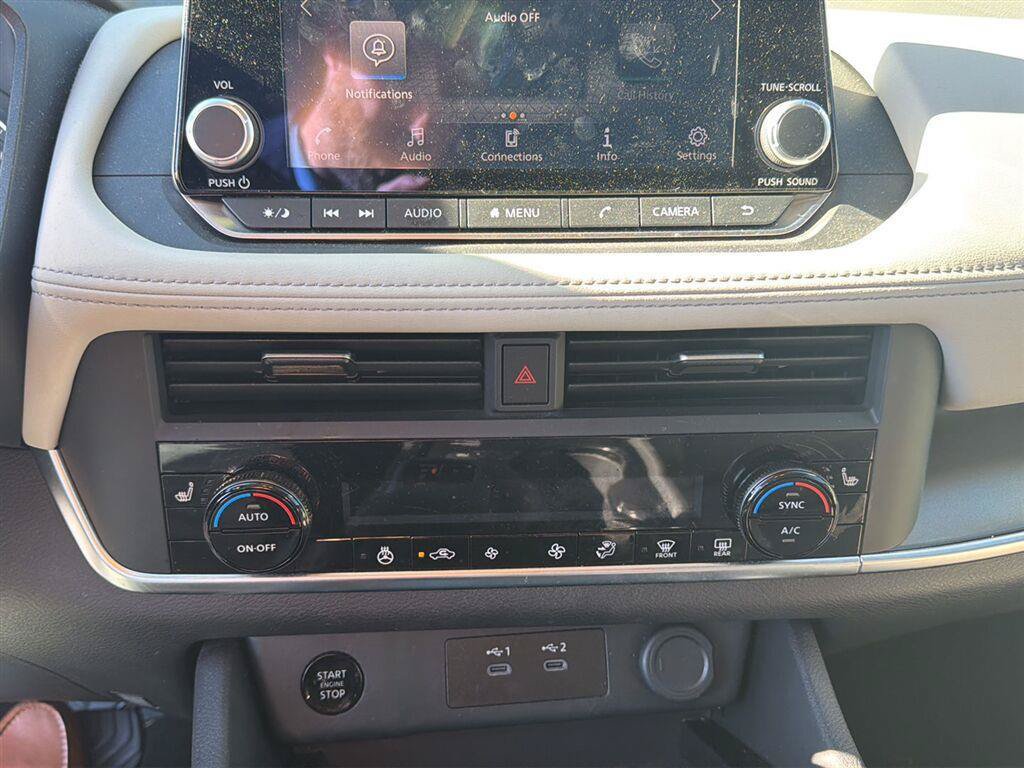 Used 2026 Nissan Rogue SV w/ SV Premium Package FWD image 9