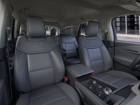 New 2026 Ford Explorer Active w/ Active Comfort Package AWD/4WD image 10