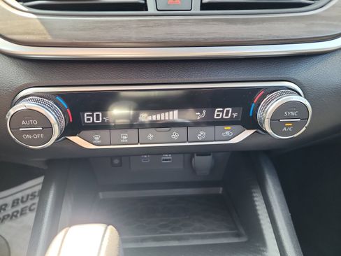 New 2025 Nissan Altima 2.5 SV w/ SV Special Edition Package image 16