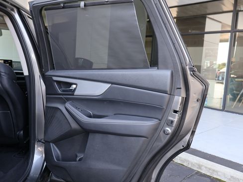 Used 2023 Acura MDX w/ Technology Package FWD image 27