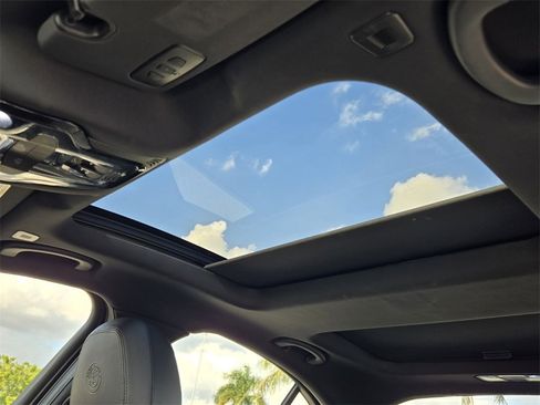 Used 2023 Alfa Romeo Giulia Veloce image 17