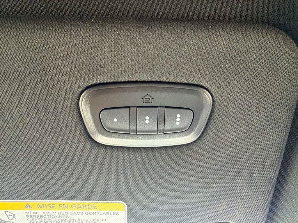 Used 2024 Jeep Wagoneer Series II w/ Flexible Seating Group RWD image 51