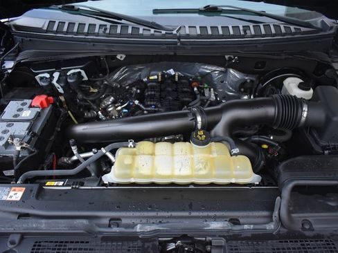 Used 2021 Ford Expedition Limited image 65