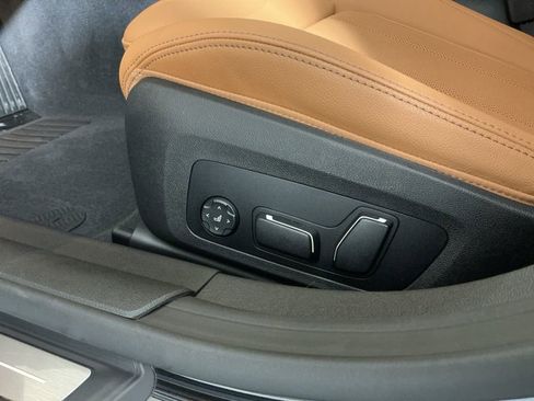 Certified 2025 BMW i4 eDrive40 w/ Parking Assistance Package image 21