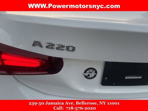 Used 2022 Mercedes-Benz A 220 4MATIC w/ AMG Line image 8