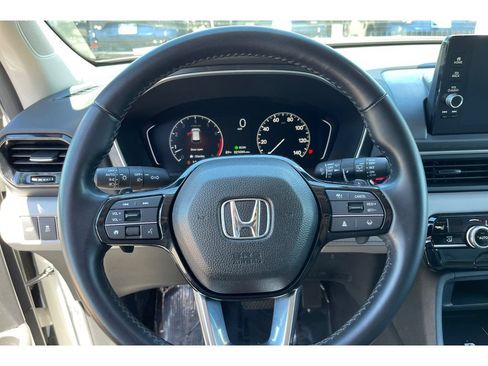 Certified 2025 Honda Pilot EX-L image 34