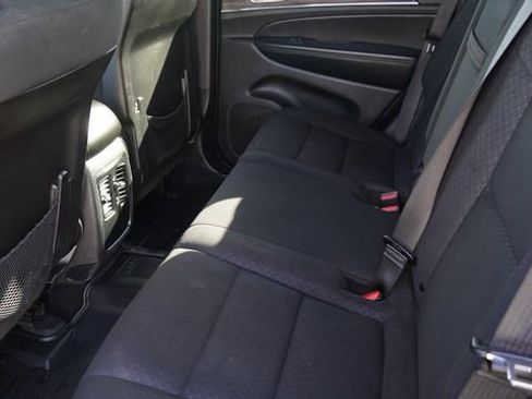 Certified 2021 Jeep Grand Cherokee Laredo image 14