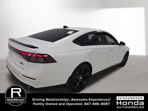 Used 2024 Honda Accord Sport image 2