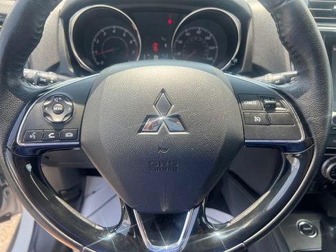 Used 2020 Mitsubishi Outlander Sport SE AWD/4WD image 14