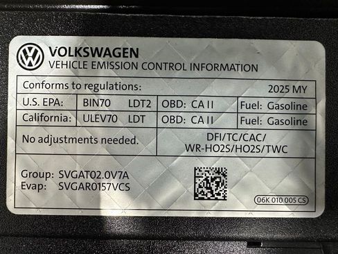Used 2025 Volkswagen Atlas SE image 71