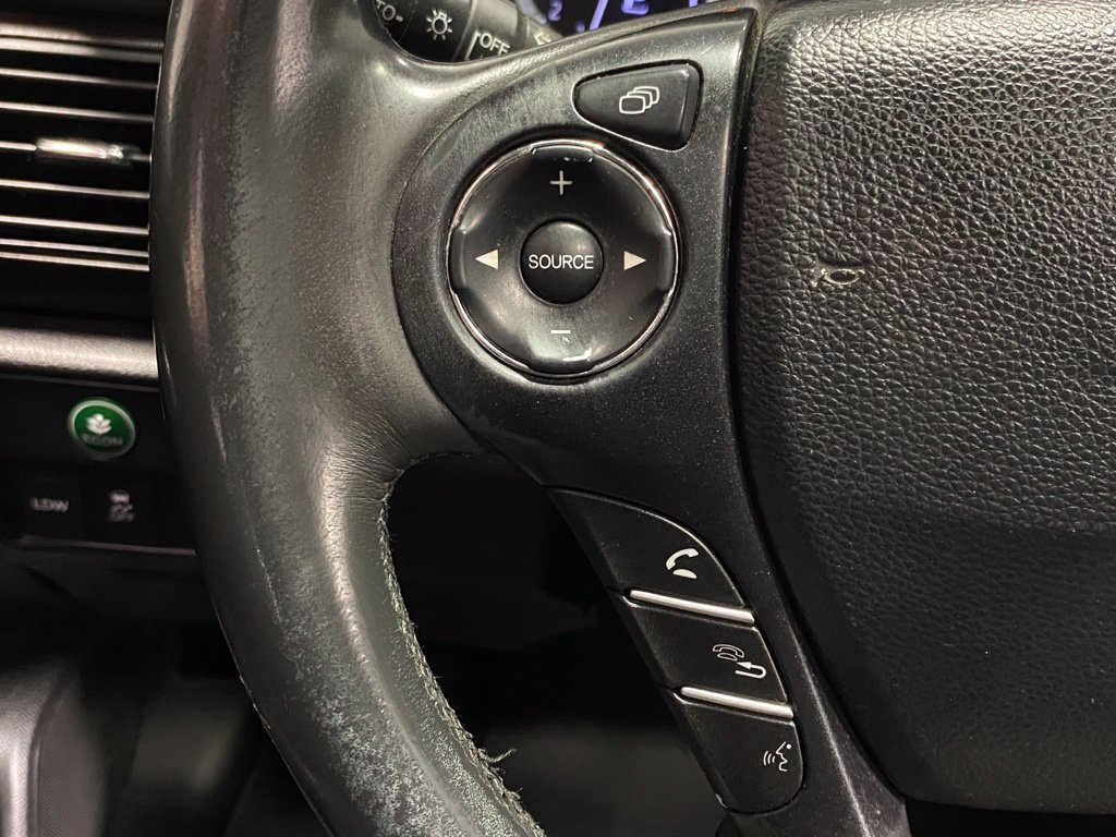 Used 2015 Honda Accord Touring image 32