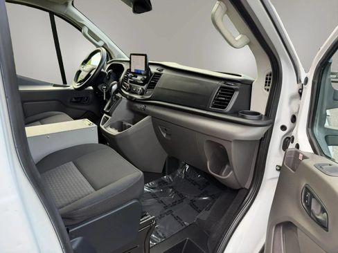 Used 2020 Ford Transit 250 Low Roof AWD image 41