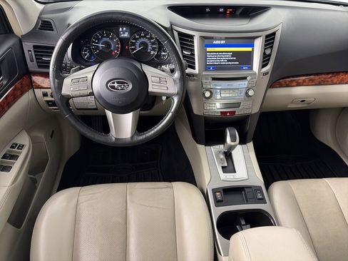 Used 2010 Subaru Outback 3.6R Limited image 14