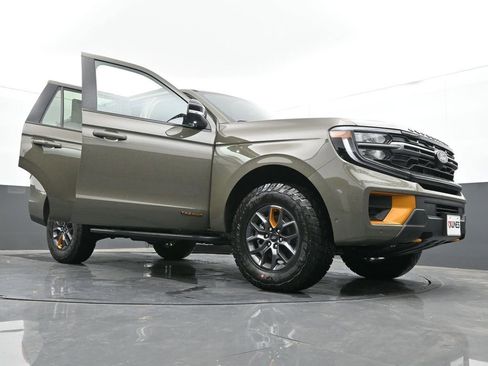 New 2025 Ford Expedition Tremor image 57