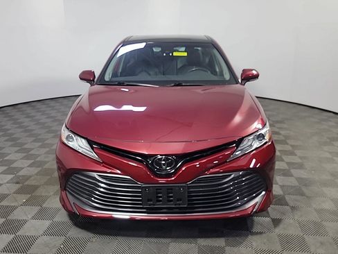 Used 2019 Toyota Camry XLE w/ Navigation Package image 11