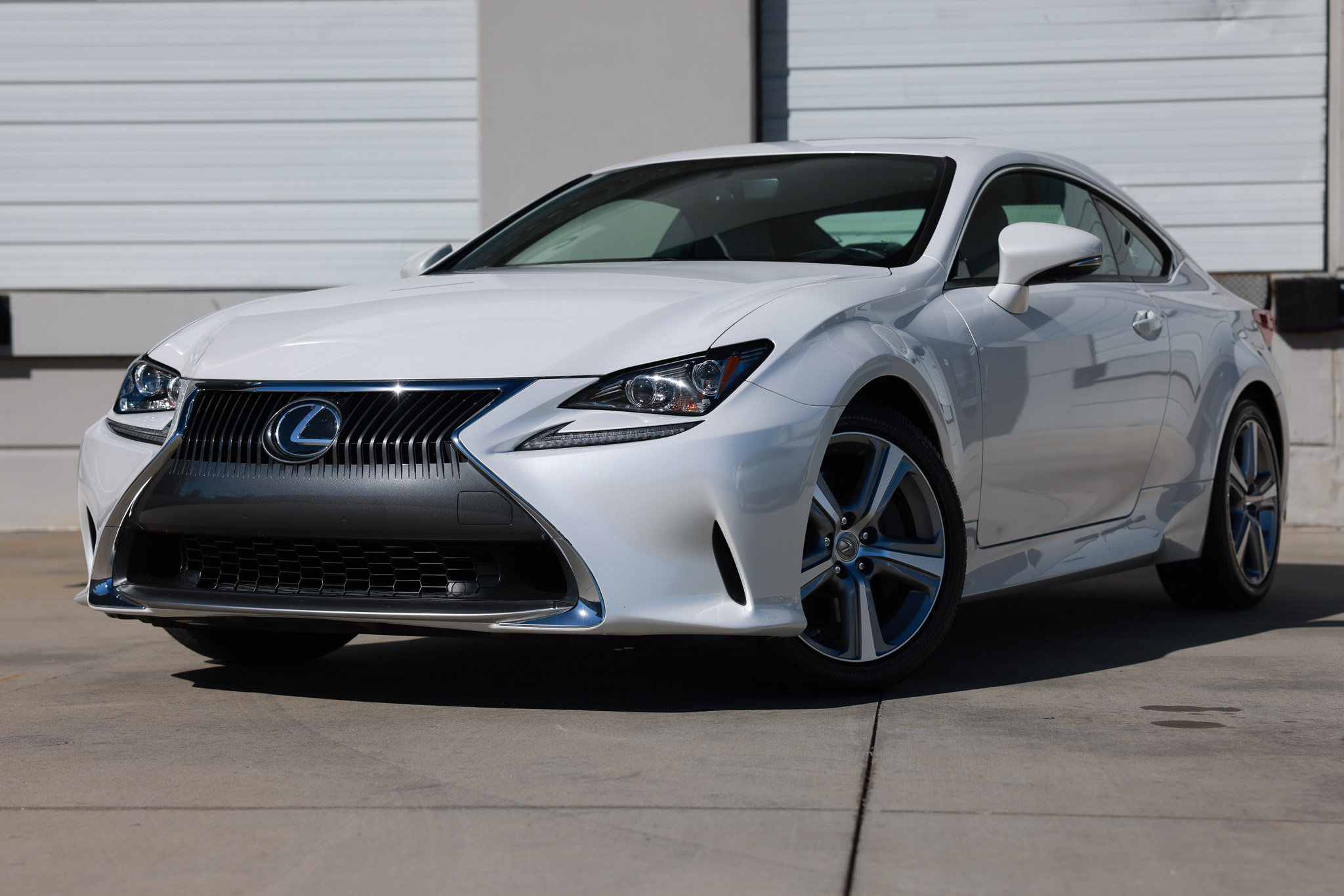 Used 2016 Lexus RC 200t w/ Accessory Package 2 RWD image 1