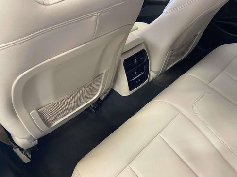 Used 2021 BMW 330i Sedan w/ Convenience Package image 14