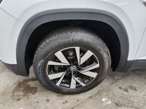 Used 2020 Volkswagen Atlas Cross Sport SE AWD/4WD image 34