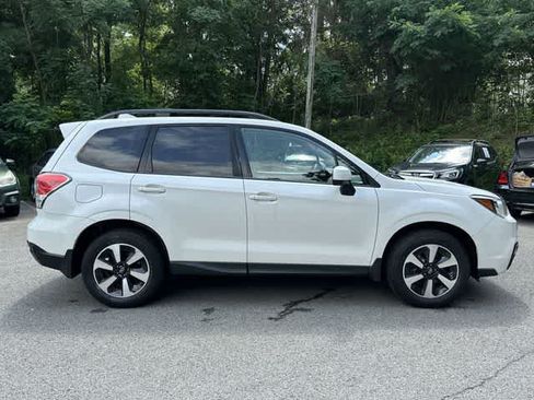 Used 2018 Subaru Forester 2.5i Premium AWD/4WD image 3