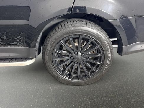 Used 2011 Land Rover Range Rover Sport HSE AWD/4WD image 33