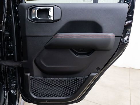 New 2026 Jeep Wrangler Unlimited Rubicon AWD/4WD image 27