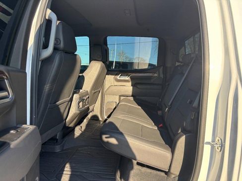 Certified 2025 GMC Sierra 1500 Elevation w/ Elevation Premium Package image 9