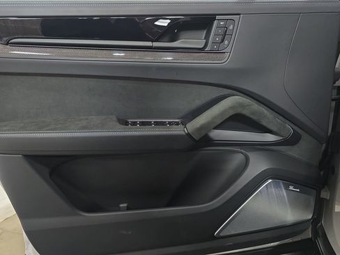 New 2026 Porsche Cayenne Turbo GT image 22