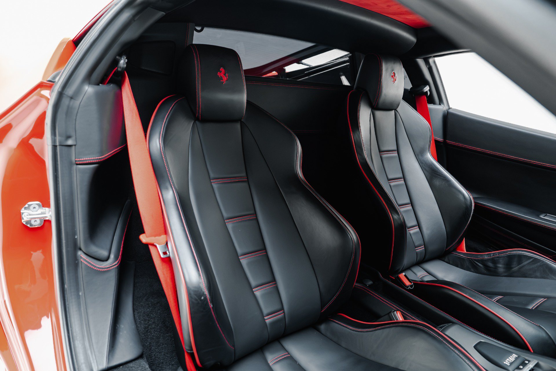 Used 2013 Ferrari 458 Italia Coupe RWD image 39